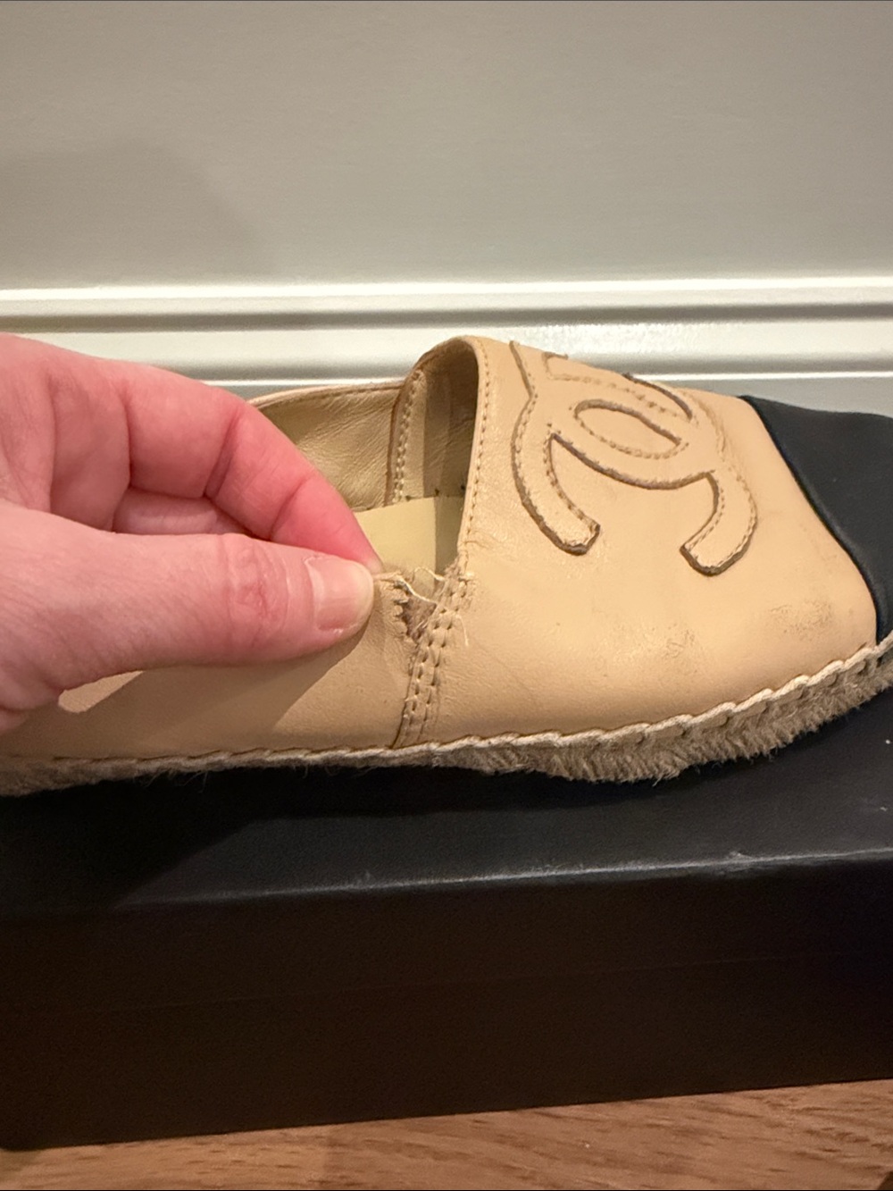 CHANEL Beige and Black Leather Espadrille Flats with Logo - Picture 8 of 8